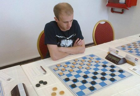 Трое украинских шашистов вошли в Топ-6 на испанском этапе Кубка мира