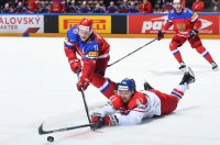 Вратарь сборной Чехии по хоккею: В конце матча россияне дразнили нас, пытаясь забить в пустые ворота - «Хоккей»