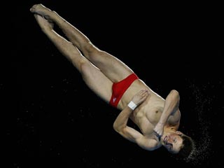 Максим Долгов – пятый в прыжках в воду с вышки на ЧМ в Венгрии