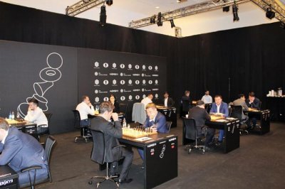 Павел Эльянов победил Хоу Ифань в первом туре этапа Гран-при ФИДE в Женеве - «Шахматы»