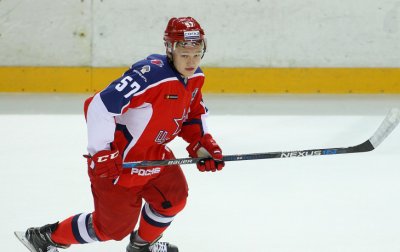«Будешь нашим королем…» Капризов остался на три года в России, и это хорошо - «Хоккей»