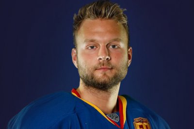 Эрик Карлссон на «минималках». 12 самых крутых дебютантов КХЛ. 2 часть - «Хоккей»