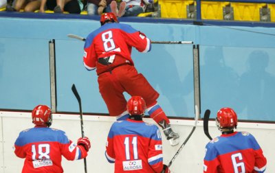 Сэкономили на пацанах! Почему за сборную России было стыдно на Мемориале Глинки - «Хоккей»