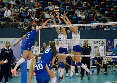Женская сборная Украины по волейболу уступила россиянкам на старте чемпионата Европы - «Волейбол»