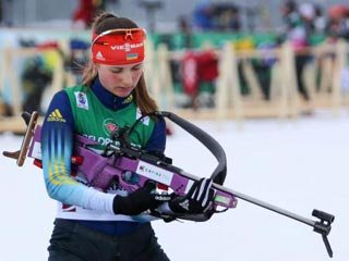 Юлия Журавок - 14-я в спринте на этапе Кубка IBU в Обертиллиахе - «БИАТЛОН»