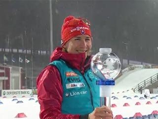 Анастасия Кузьмина завоевала Малый Хрустальный глобус в спринте - «БИАТЛОН»