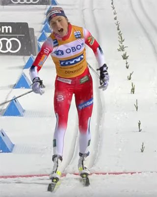 Тереза Йохауг выиграла классическую гонку преследования «Ски Тура» - «Лыжные гонки»