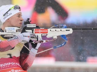 Норвежка Экхофф выиграла масс-старт на этапе КМ в Нове Место; Валя Семеренко - девятая - «БИАТЛОН»