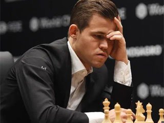 Карлсен потерпел первое поражение на онлайн-турнире Magnus Carlsen Invitational - «Шахматы»