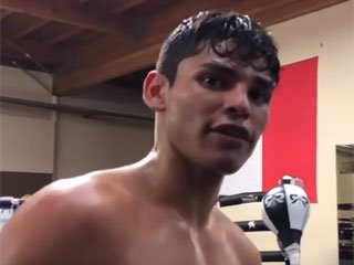 Райан Гарсия: Уважаю Теофимо Лопеса за мастерство, но он в полном отчаянии - «Бокс»
