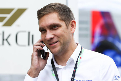 В «Формуле-1» ответили на возмущение Хэмилтона в адрес российского гонщика - «Авто/Мото»