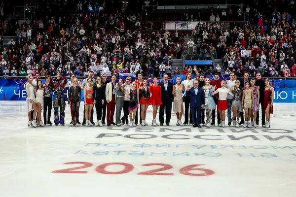 Туктамышева довела до слез зрителей и попрощалась со спортом, а действующие фигуристы схалтурили. Финал ЧР-2026 - «Спортивные новости»