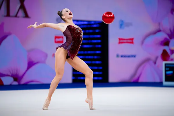 Топ-гимнастка из города олимпийских чемпионов: уход в конный спорт, комплименты от Кабаевой, культовые программы - «Спортивные новости»